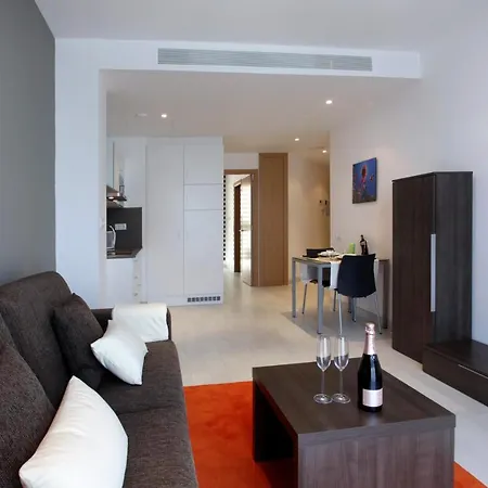 Apartmán Fisa Les Corts Barcelona