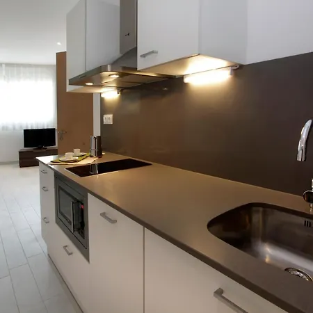 Apartmán Fisa Les Corts *