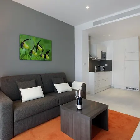 Fisa Les Corts Apartamento